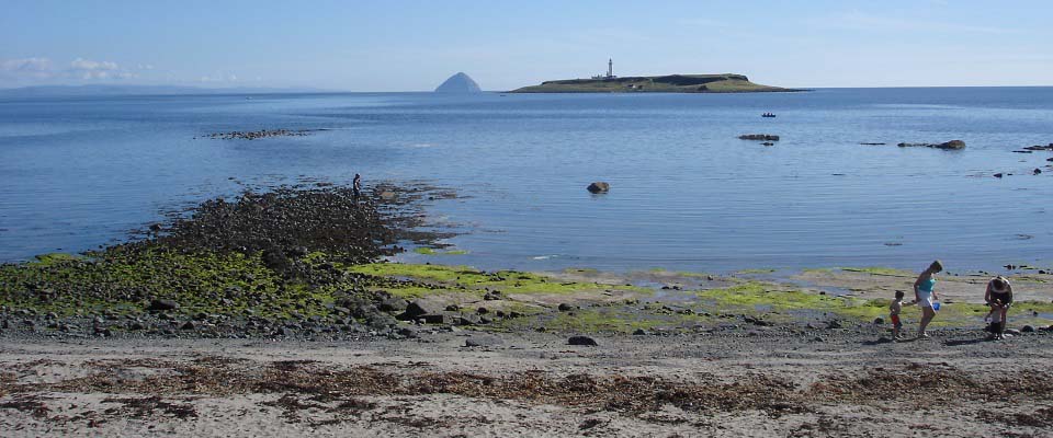 Pladda view from Kildonan image